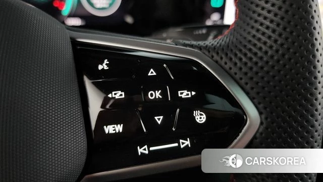 Volkswagen Golf 8th Generation 2024 Белый из Кореи, фото 6