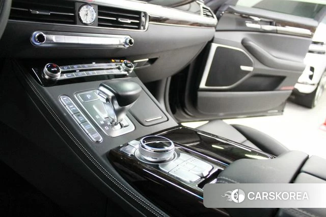 Genesis G90 2019 Черный из Кореи, фото 6