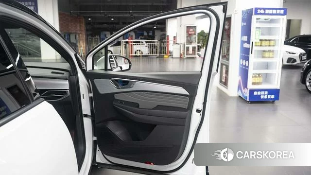 Volkswagen Lanjing 2021 Белый из Китая, фото 6