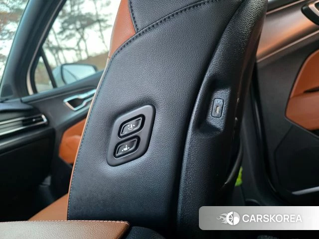 Kia Sportage 5th Generation 2023 Белый из Кореи, фото 6