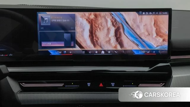 BMW 5 Series (G60) 2024 Небесно-голубой из Кореи, фото 6