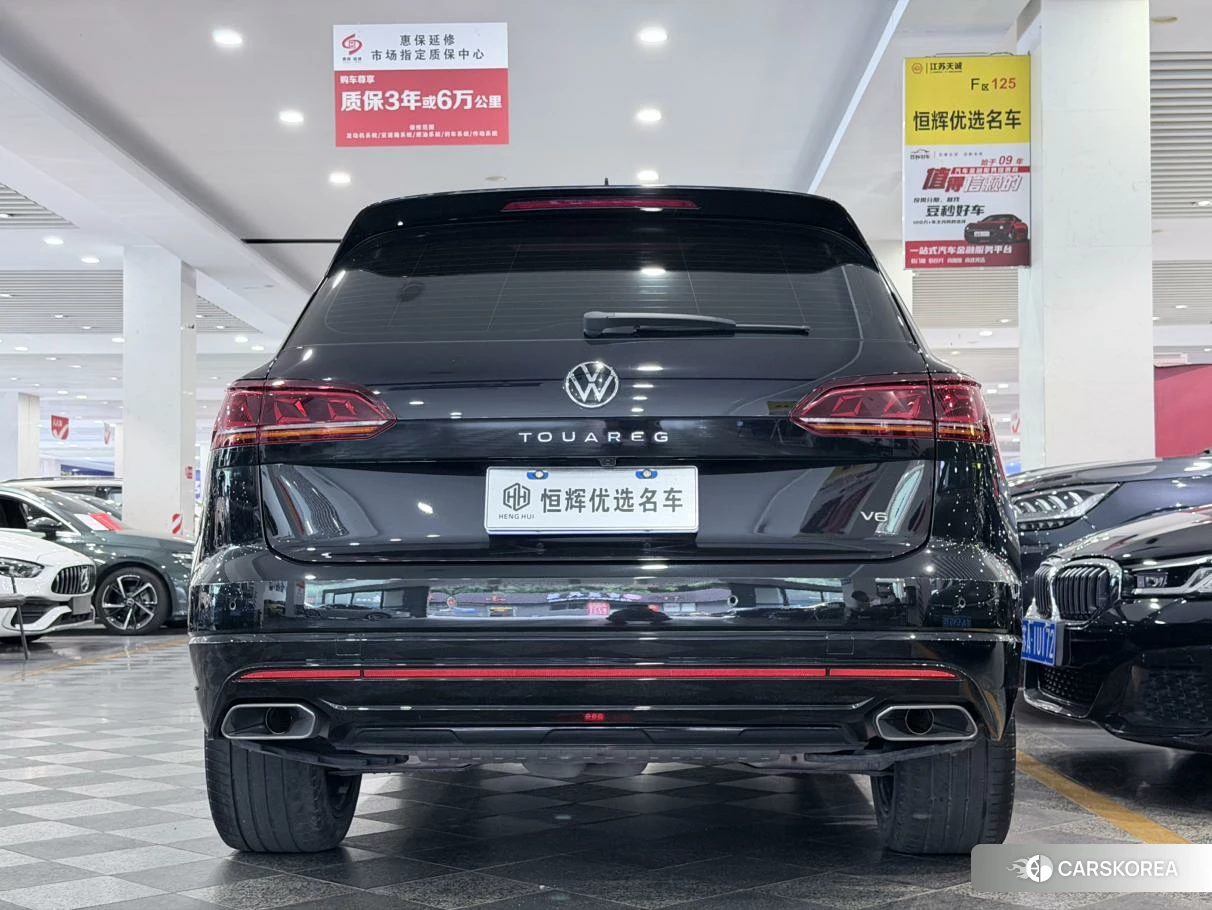 Volkswagen Touareg 2021 Черный из Китая, фото 6