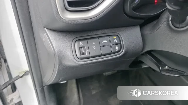 Hyundai Venue 2021 Белый из Кореи, фото 6