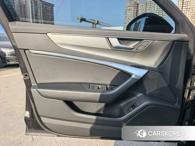 Audi A6L 2021 Черный из Китая, фото 6