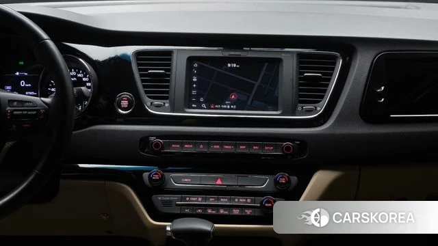 Kia The New Carnival 2018 Белый из Кореи, фото 6
