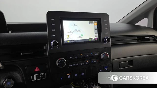 Hyundai Staria 2022 Белый из Кореи, фото 6