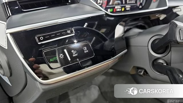 Audi A8 (D5) 2020 Белый из Кореи, фото 6