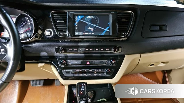 Kia The New Carnival 2018 Белый из Кореи, фото 6