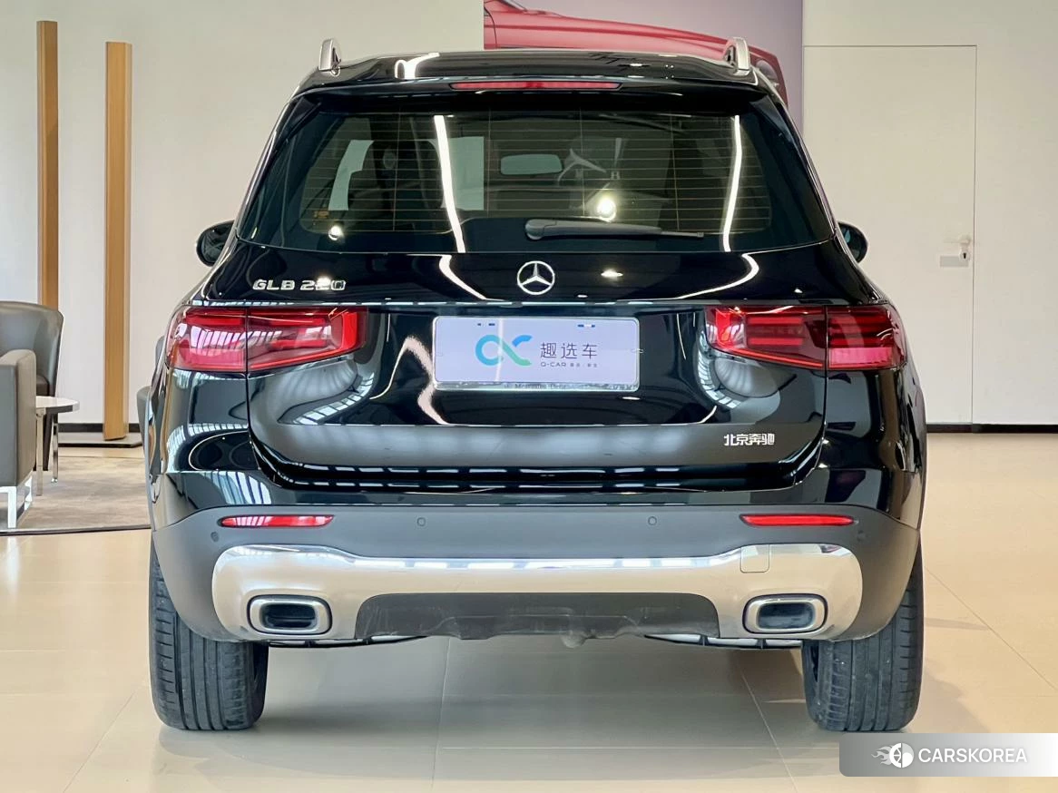 Mercedes-Benz GLB 2023 Черный из Китая, фото 6