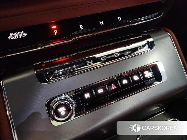 Lincoln Aviator 2nd generation 2024 Белый из Кореи, фото 6