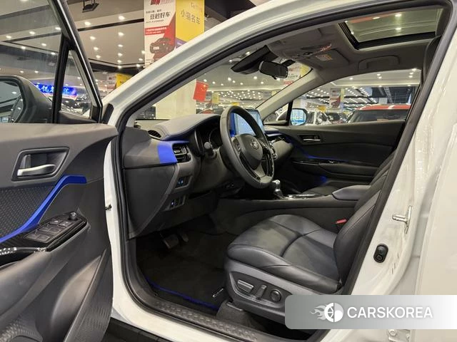Toyota C-HR 2021 Белый из Китая, фото 6