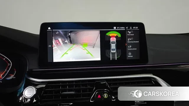 BMW 5 Series (G30) 2022 Белый из Кореи, фото 6