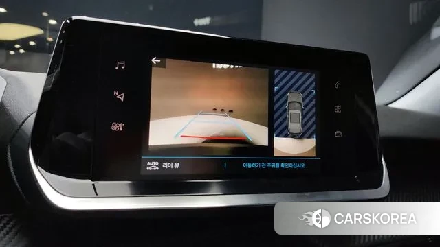 Peugeot e-2008 second generation 2022 Белый из Кореи, фото 6