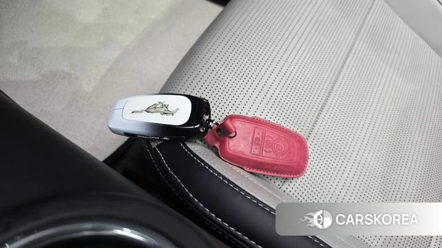Ford Mustang 7th Generation 2024 Черный из Кореи, фото 6