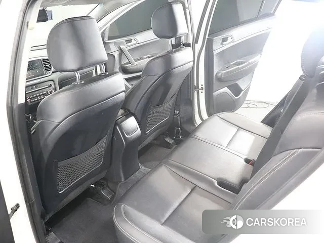 Kia Sportage The Bold 2018 Белый из Кореи, фото 6