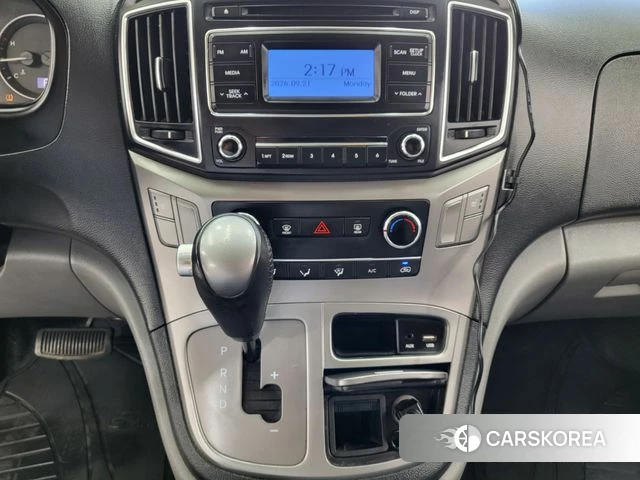 Hyundai The New Grand Starex 2021 Серебристо-серый из Кореи, фото 6