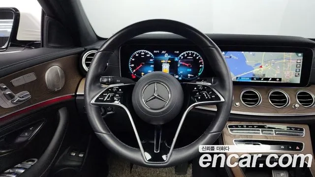 Mercedes-Benz E-Class W213 2022 Белый из Кореи, фото 6