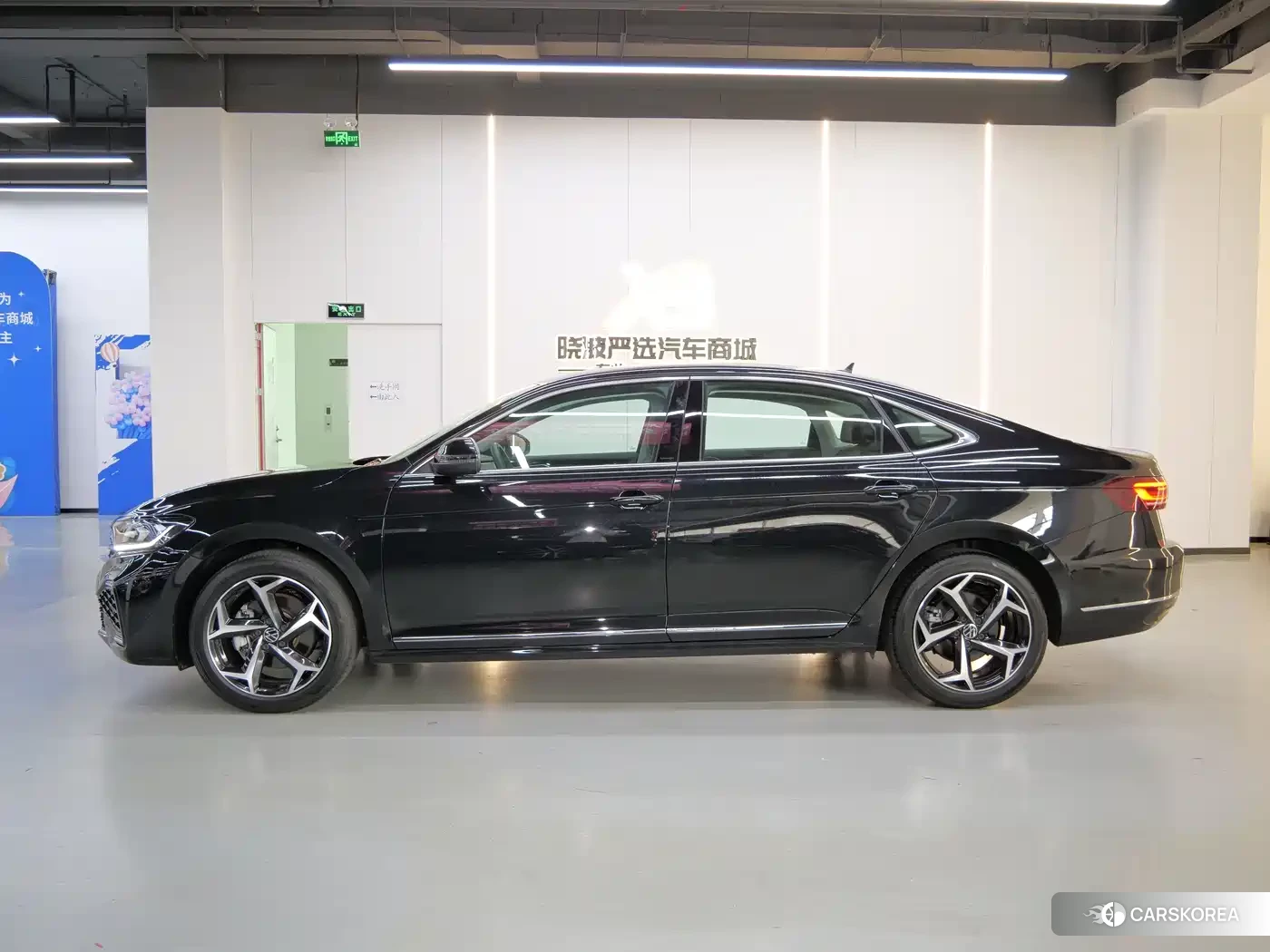 Volkswagen Passat 2026 Черный из Китая, фото 6