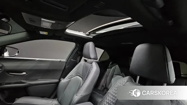 Lexus UX300e 2022 Белый из Кореи, фото 6