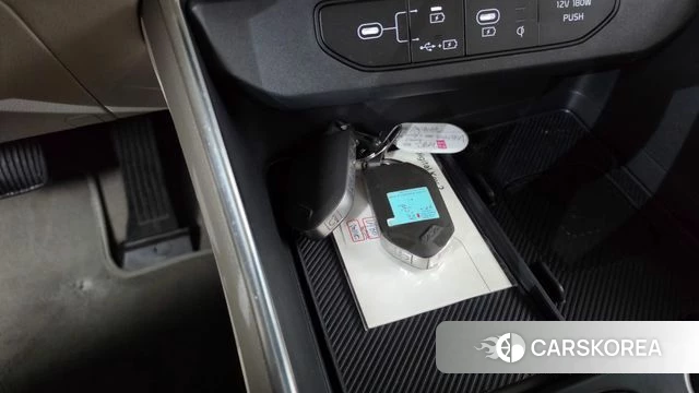 Kia The New Carnival 4th Generation 2023 Белый из Кореи, фото 6