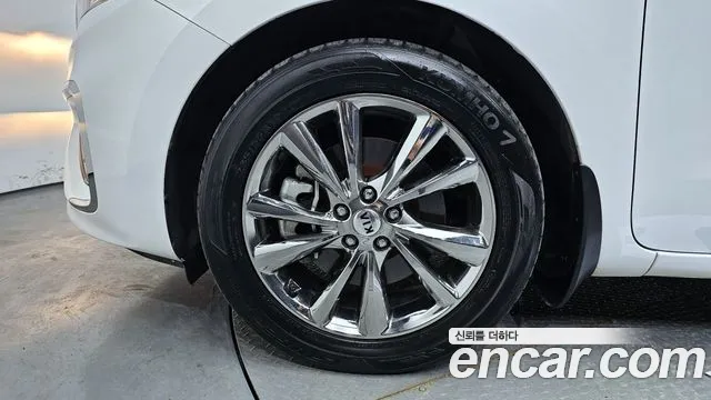 Kia The New Carnival 2019 Белый из Кореи, фото 6