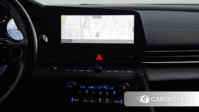 Hyundai Avante (CN7) 2021 Серебристо-серый из Кореи, фото 6