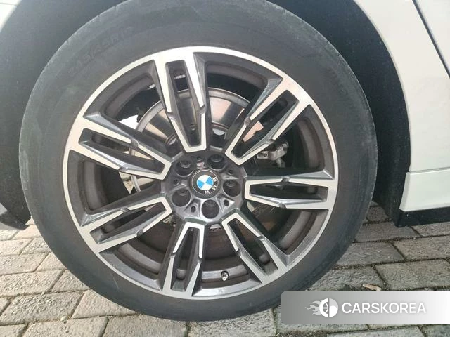 BMW 5 series 2024 Белый из Китая, фото 6