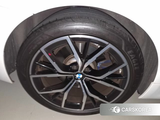 BMW 5 Series (G30) 2021 Белый из Кореи, фото 6