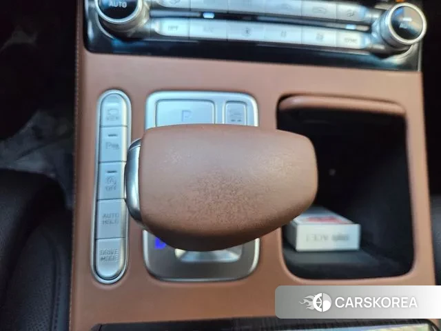 Genesis G90 2019 Черный из Кореи, фото 6