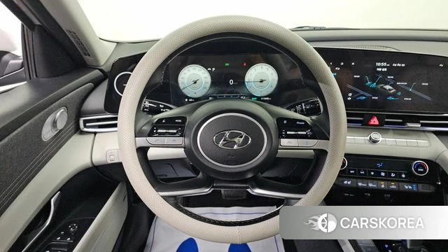 Hyundai Avante (CN7) 2021 Серебристо-серый из Кореи, фото 6