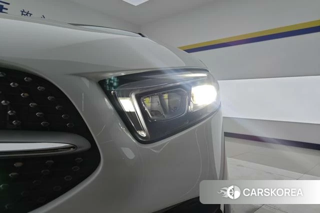 Mercedes-Benz Class A 2023 Белый из Китая, фото 6