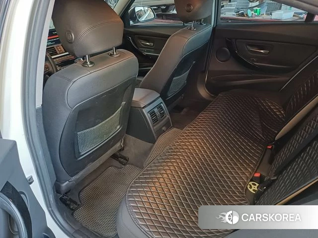 BMW 3 Series (F30) 2018 Белый из Кореи, фото 6