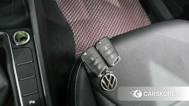 Volkswagen 7th Generation of Jetta 2023 Белый из Кореи, фото 6