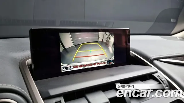 Lexus NX300h 2019 Серебристо-серый из Кореи, фото 6