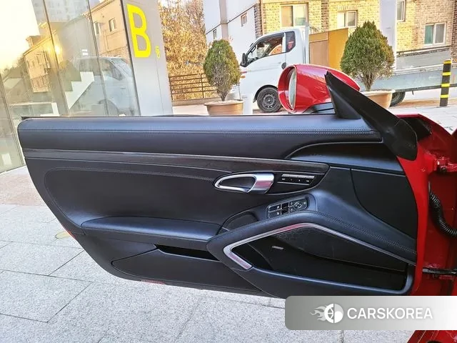 Porsche 718 Boxster 2021 Красный из Кореи, фото 6