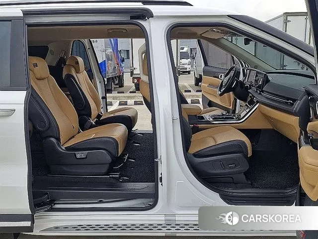 Kia Carnival 4th generation 2023 Жемчужный цвет из Кореи, фото 6
