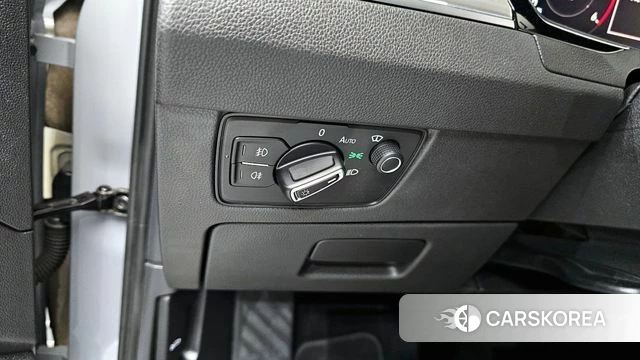Volkswagen Passat GT (B8) 2022 Серый из Кореи, фото 6