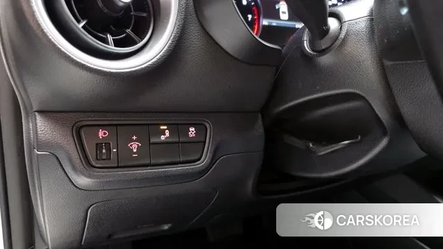 Kia The New K3 2nd generation 2021 Белый из Кореи, фото 6