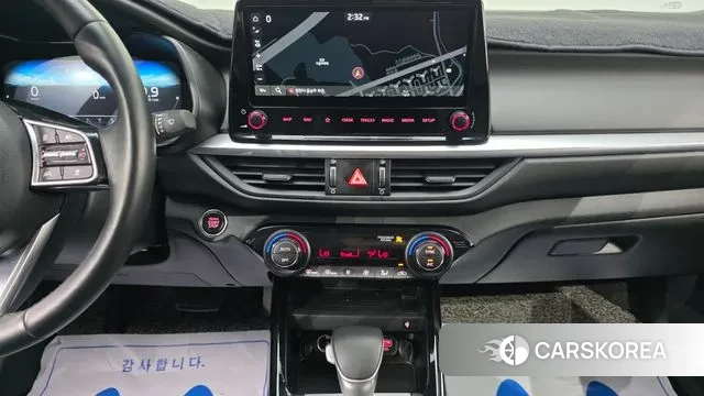 Kia The New K3 2nd generation 2022 Белый из Кореи, фото 6