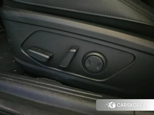 Kia The New K5 3rd generation 2023 Белый из Кореи, фото 6