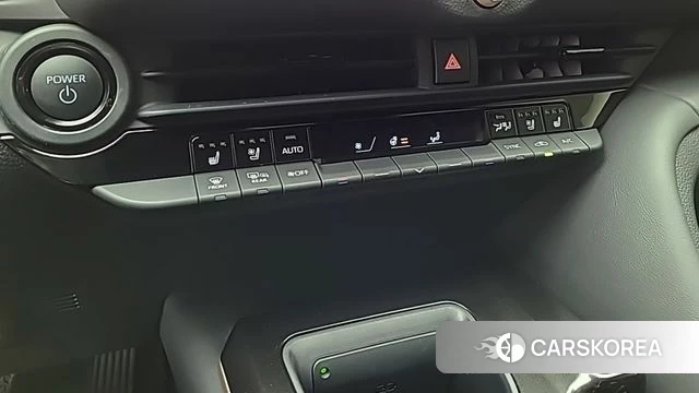 Toyota Crown Crossover 2024 Белый из Кореи, фото 6