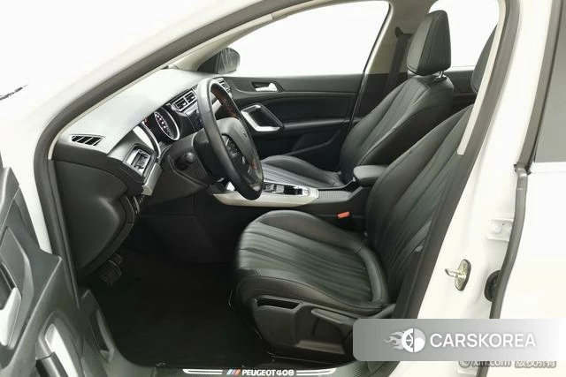 Peugeot 408 2021 Белый из Китая, фото 6