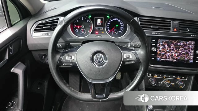 Volkswagen Tiguan second Generation 2020 Серый из Кореи, фото 6