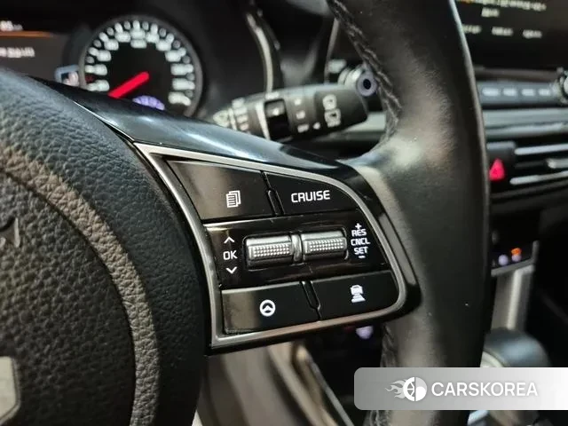 Kia Seltos 2022 Белый из Кореи, фото 6