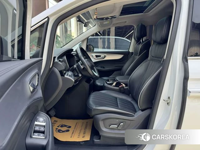 Roewe iMAX8 2021 Белый из Китая, фото 6