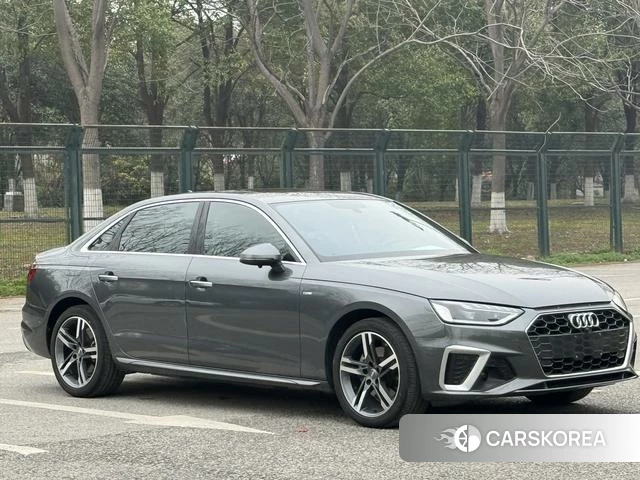 Audi A4L 2021 Серебристо-серый из Китая, фото 6