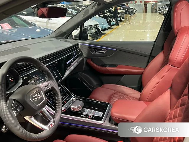 Audi SQ7 2024 Темно-серый из Китая, фото 6