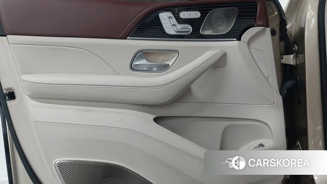 Mercedes-Benz GLS - Class X167 2023 Золотой двухцветный из Кореи, фото 6