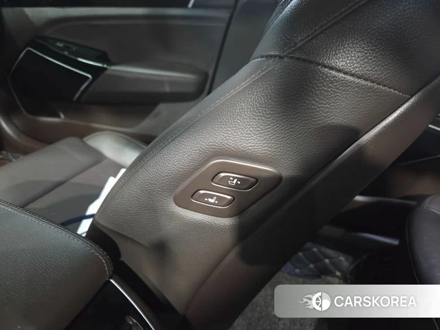 Kia Come New K7 2018 Белый из Кореи, фото 6