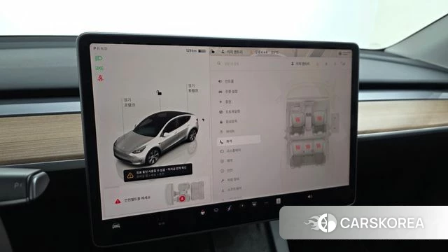 Tesla Model Y 2023 Белый из Кореи, фото 6